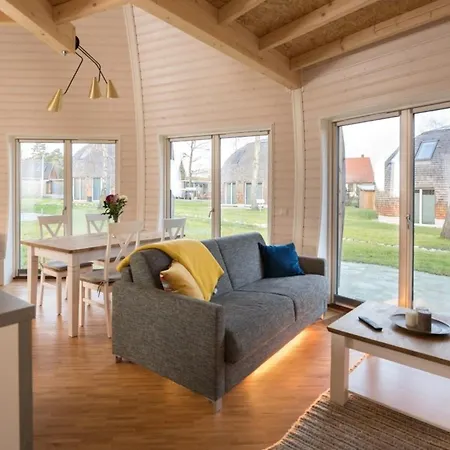 Holiday home Chiara - Kugelhaus Am Penzlin